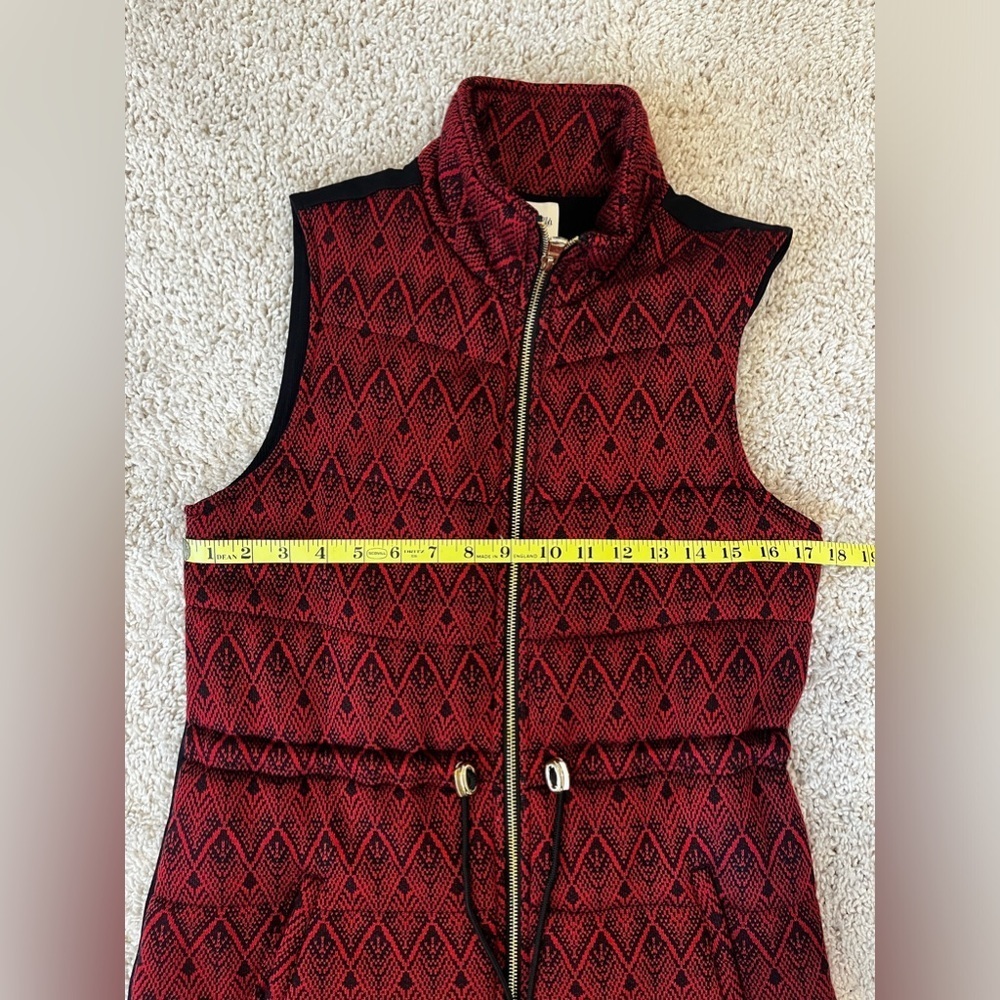 NWT Rafaella red black zip up vest. Drawstring waist.Print front black knit back - Picture 13 of 15